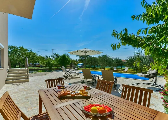 M&m Villa *