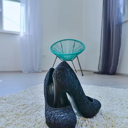 M&m Βίλα *